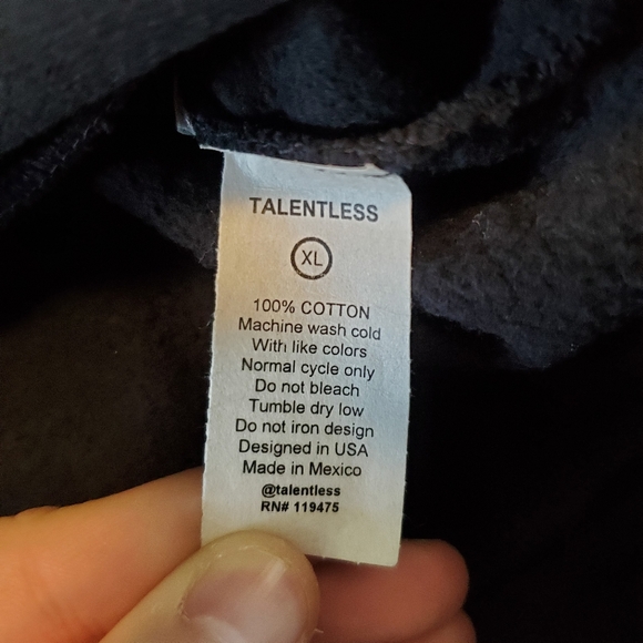 Talentless Crewneck - Picture 4 of 5